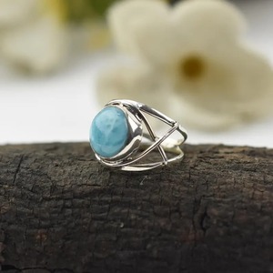 Anillo de Plata de Ley 925 con Larimar Azul Natural Único, Engaste de Bisel Vintage, Joyería Hecha a Mano, Certificado por Terceros, Regalo - Product Image 3