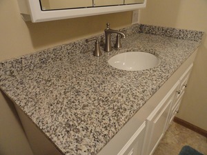 หินแกรนิตขัดเงาสีขาวลายเสือ พร้อมขนาดที่ปรับแต่งได้และคุณภาพระดับพรีเมียม - Product Image 5