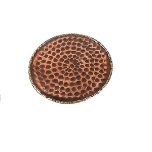 Posavasos de metal martillado personalizado al por mayor en 4 piezas con acabado de latón plato para servir té y café posavasos decorativo para mesa de comedor - Product Image 6