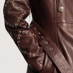 Gabardina Larga de Otoño para Mujer, Color Granate, Doble Botonadura, Forro de Algodón y Piel de Oveja, Impermeable, Cuello de Solapa, Elegante - Product Image 4