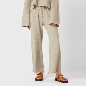 Ensemble de survêtement pour femme en molleton court brodé uni d'hiver, lavage à l'acide, sweat-shirt court à capuche et pantalon de survêtement, 100% coton - Product Image 3