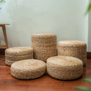 Jacinto de agua, taburete otomano, pieza de mobiliario ecológica hecha de jacinto de agua tejido a mano - Product Image 6