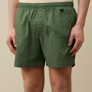 Pantalones cortos de nailon con estilo para hombre: traje de baño transpirable, de secado rápido y cómodo para la diversión en la playa y la piscina de verano - Product Image 6