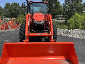 รถแทรกเตอร์ M5-111HDC12-1 Kubota พร้อมกระปุกเกียร์ปั๊มเครื่องยนต์-ส่วนประกอบหลักรวมอยู่ด้วย - Product Image 6