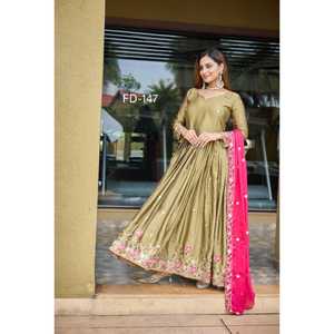 Nouvelle robe en soie pure Rangoli Real Modling avec ensemble Dupatta prêt-à-porter entièrement cousu pour les fêtes - Product Image 1