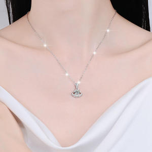 Pendentif en argent sterling 925 avec moissanite ronde taille brillant VVS1, 1 carat, cadeau élégant, bijoux fins à la mode, collier pour femmes - Product Image 5