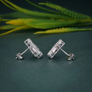 Pendientes de Diamantes Cultivados en Laboratorio con Corte Pera y Marquesa, Certificados por IGI, VVS, con Tuerca de Oro de 14k, Joyería Fina Minimalista - Product Image 4
