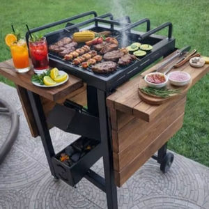 Parrilla Portátil de Carbón Dorello con Ruedas y Estantes Laterales de Madera, Parrilla para Barbacoa con Recolector de Ceniza para Jardín, Patio o Terraza - Product Image 1