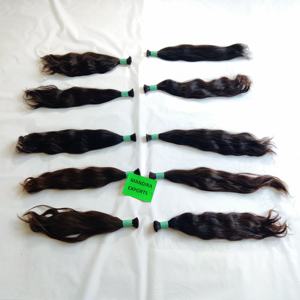 Extensiones de cabello humano indio sedoso negro virgen alineado con cutícula 100% cabello humano libre de procesamiento químico a granel Natural - Product Image 4