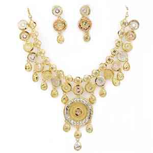 Colliers courts plaqués or à trois tons en gros, bijoux de mode, colliers en or multi tons, bijoux à trois tons, ensemble de bijoux tricolores. - Product Image 2