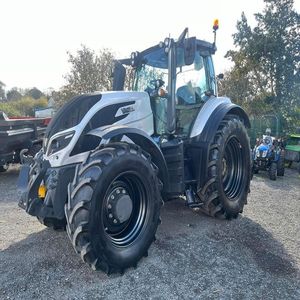 Valtra Mini Tractor para Agricultura 4WD Rueda Cabina Agrícola con Implementos de Motor de Núcleo de Ucrania - Product Image 6