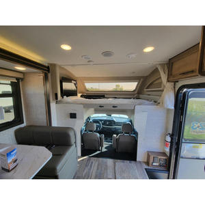Autocaravana Usada en Tendencia, Greyhawk 33F Premium 2025, de Aluminio Gris, con Capacidad para 8 Personas - Product Image 4