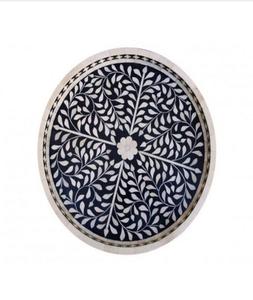 Bandeja con Incrustaciones de Hueso de Última Moda |   Bandeja Rectangular Moderna con Patrón Geométrico Artesanal para un Estilo Lujoso, Servir y Decoración de Diseño - Product Image 6