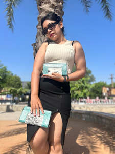 Bolso de mano de piel sintética estilo occidental para mujer, Cartera de piel sintética con cremallera - Product Image 6