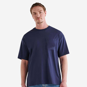 Durable Men <b>T</b>-<b>Shirt</b> with Chest <b>Pocket</b> - Lightweight and Breathable Fabric, Ideal for Workwear and Daily Activities - Product Image 2