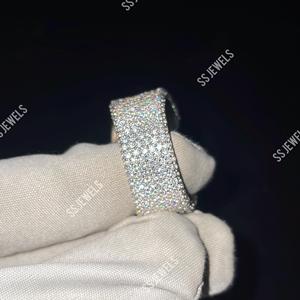 Anillo Personalizable de Plata 925 con Baño de Rodio, Joyas de Acero Inoxidable, Anillo Champion con Moissanita Totalmente Incrustada en Forma de Estrella, Anillo Unisex de Moda - Product Image 5