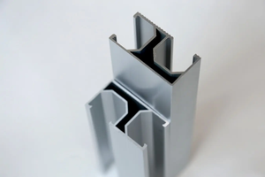 Prêt à exporter en gros Rail de montage solaire en aluminium anodisé gris EuroHa pour système de montage de panneaux solaires sur le toit ou au sol - Product Image 5