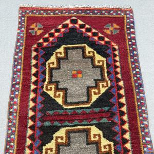 พรมตุรกีวินเทจขนาด 1.9x3.8 ฟุต พรมขนาดเล็ก พรมขนสัตว์สีแดง - Product Image 5