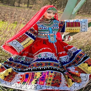 Robes Salwar Kameez afghanes traditionnelles multicolores faites à la main en gros, toutes tailles et couleurs personnalisables, en soie filet - Product Image 6