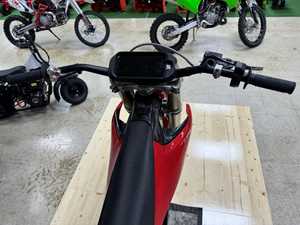 Motocicleta Eléctrica Stark Future VARG ALPHA 80HP 2024 con Opción Personalizable DIY, Soporte ODM y Garantía de 5 Años Disponible - Product Image 3