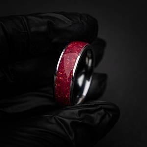 Rare bande de couple d'opale de feu rose reflète une romance et une énergie émotionnelles profondes conçues pour ceux qui chérissent l'amour unique pour toujours - Product Image 4