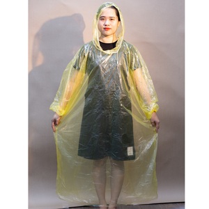 PE Plástico Desechable para una sola persona Servicio OEM Ropa impermeable Luz multicolor Temporal Buen precio Chubasquero Hecho en Vietnam - Product Image 2
