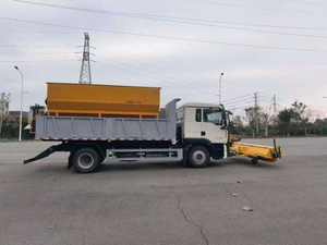 Camión Esparcidor de Sal para Carreteras de Invierno Directo de Fábrica, con Pala/Rodillo de 3m, Tamaños Personalizados, Barredora de Nieve, Componente Central del Motor en Estado de Servicio - Product Image 5