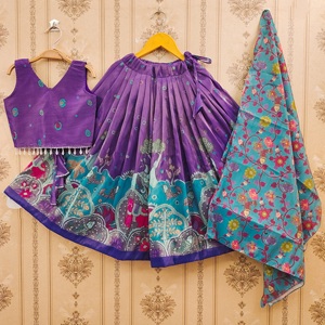 Ensemble Lehenga Choli Shoryam Fashion pour filles avec dupatta |   Vêtements ethniques pour enfants en polyester imprimé violet pour Diwali, mariage et fête - Product Image 1