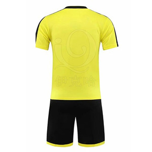 Uniforme de fútbol más vendido ligero Uniforme de fútbol Ropa deportiva cómoda Uniforme de fútbol para venta en línea - Product Image 2