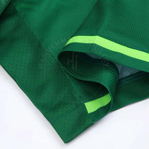 Nuevo diseño de uniforme de fútbol personalizado para los hombres equipo personalizado Pakistán fabricación uniforme de fútbol - Product Image 3