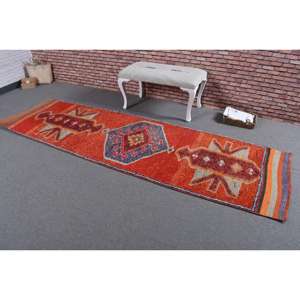 Alfombra Turca Vintage de 2.9x9.7 pies, Alfombra con Estampado Animal en Rojo y Azul - Product Image 2