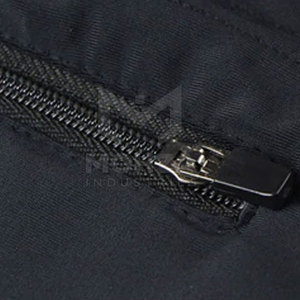 Shorts de compression légers et ajustés pour hommes, taille élastique, mi-longueur, décontractés, couleur unie, haute qualité, séchage rapide, respirants - Product Image 5
