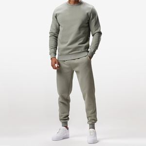 Conjuntos de Jogger de invierno de talla adulta para hombre, diseño de logotipo personalizado, color sólido, venta al por mayor, sudadera y joggers de moda para hombre - Product Image 1