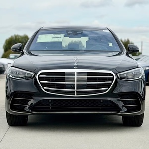 Sedán de Lujo Clase S 580 4MATIC 2025-2026, 496hp, Motor V8 de 4.0L con Asistencia Híbrida Suave, Techo Panorámico Oscuro - Product Image 1
