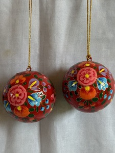 Elegant Hand-Painted Paper Mache Christmas Ornaments for Enhancing Your Christmas <b>Tree</b> Decorations - Product Image 5