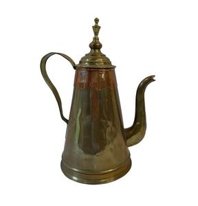 Théière en laiton de style moderne de qualité exceptionnelle avec décoration en cuivre pour la cuisine et le café et le thé de table - Product Image 2