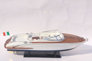 Meilleur prix pour le bateau en bois Riva Rama 44 |   Bateau à moteur de style italien haut de gamme |   Meilleure décoration de bureau à domicile de luxe - Product Image 4