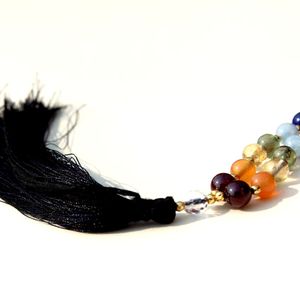 Collar de cuentas de oración Mala de 108 nudos, hecho a mano, estilo bohemio, con espinela negra y chakras, unisex, artesanal indio - Product Image 6