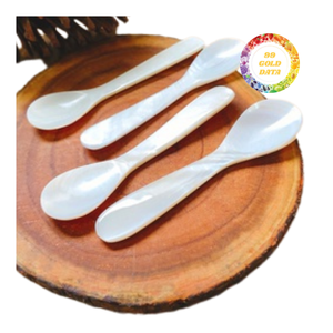 Cuchara de nácar hecha a mano, textura natural única y acabado brillante - Product Image 6