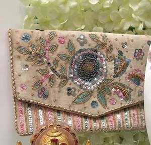 BORDADO BOLSOS ÚNICOS MEJOR Estilo bohemio Bordado Trabajo Mano Embrague Monederos Diseño elegante Forro Venta al por mayor Perla Fiesta de noche - Product Image 3