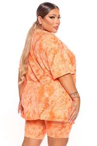 Venta al por mayor de camisetas y pantalones cortos personalizados Tie-dye, conjuntos de 2 piezas de ropa, Camiseta de algodón en blanco, camiseta Tie Dye, conjunto de pantalones cortos para mujer - Product Image 6