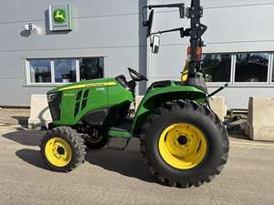 Tracteurs compacts John Deere 1025R d'occasion, 23,9 CV, 4 roues motrices, moteur diesel hydrostatique, direction automatique, surveillance à distance, à vendre - Product Image 6