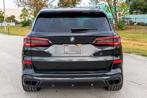 Auto Usado Confiable, BMW X5 M50i 2021, Motor Turbo V8 de 523 hp - Product Image 3