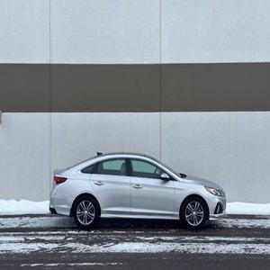 Hyundai Sonata Limited 2019 d'occasion en excellent état - Product Image 2