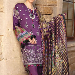 Nouvelle collection de créateurs ethniques punjabi 2025 dernière conception brodée robe en lin de créateurs pakistanais de couleur violette pour les femmes - Product Image 5