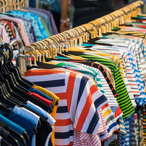 Vente en gros de t-shirts pour hommes en coton 100% de haute qualité, styles populaires, manches courtes, lots en stock, fournisseurs en gros du Bangladesh - Product Image 2