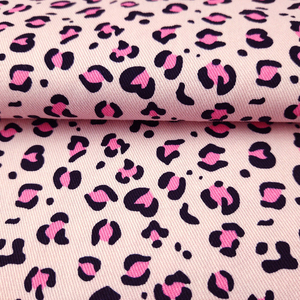 Tela de sarga de algodón orgánico 100% impresa personalizada 21*21s 108*58 de punto pesado con característica metálica para vestidos tela de sarga - Product Image 4