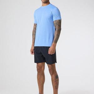 Ensemble short et t-shirt deux pièces respirant en coton pour homme Streetwear confortable pour la tenue d'été assortie - Product Image 1