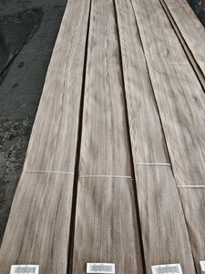 Directo de la fábrica Van Lang Chapas de madera de fresno de alta calidad Técnica de corte rotativo para hoteles - Product Image 3