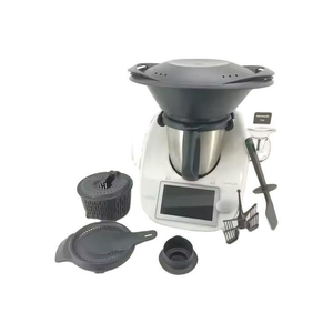 Robot culinaire électrique portable Vorwerk Thermomix TM6 commercial, fonctions de broyage, mélange, découpe et pétrissage de la pâte. - Product Image 1
